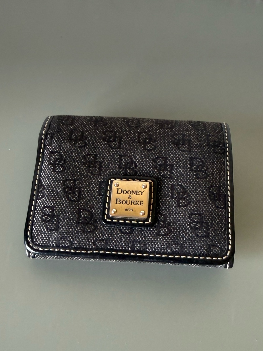 Dooney & Bourke trifold Wallet Charcoal/Black